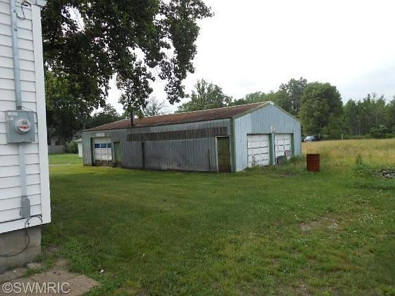 3rd image of 8527 Red Arrow Hwy
