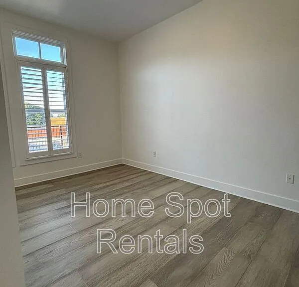925 Garrett St SE #318 — Photo 13
