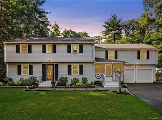 52 Canton Rd, West Simsbury, CT 06092
