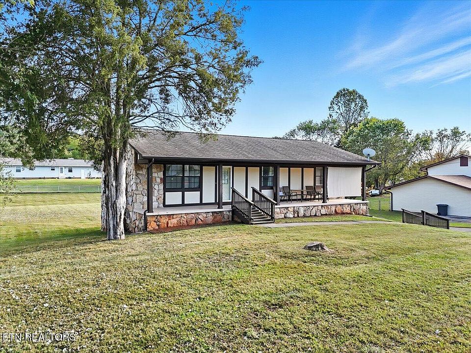 1st image of 2032 Independence Dr