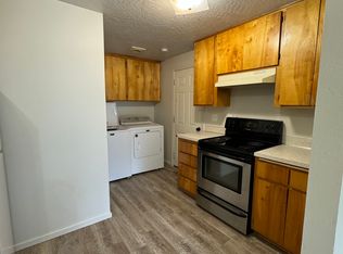 1460 W 11th Aly, Eugene, OR