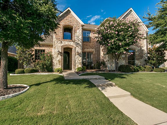2nd image of 4438 Newcastle Dr