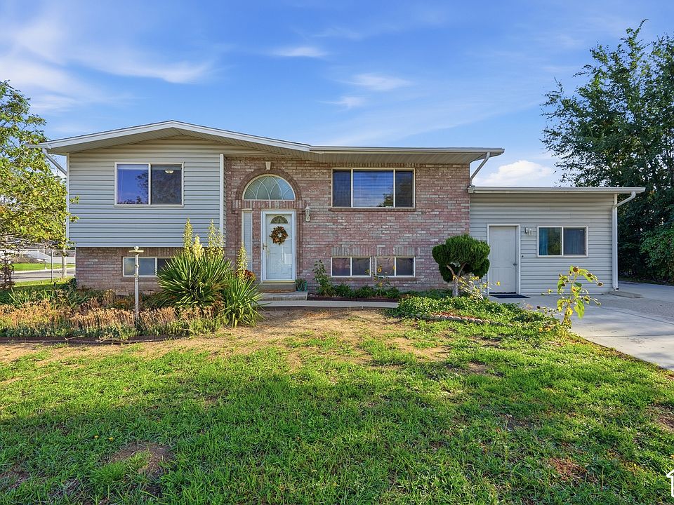 1st image of 1127 E Electra Ln S