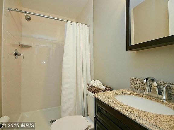 5th image of 3129 Ellenwood Dr