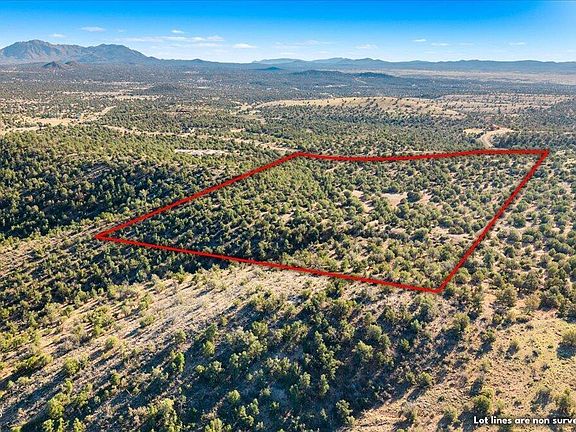 4th image of 18875 N Butte Pass Rd