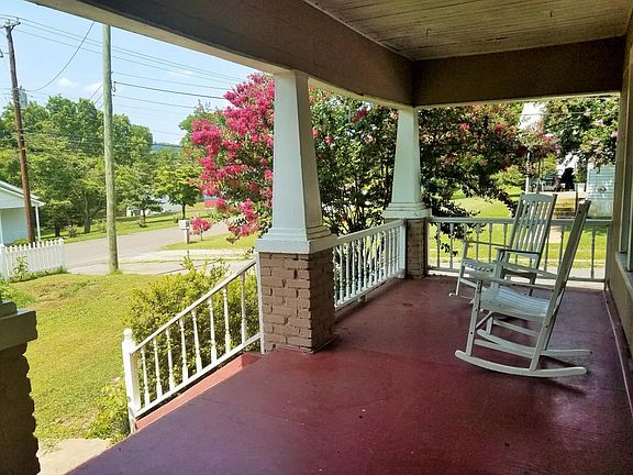4th image of 3008 Forestdale Ave