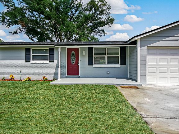 5th image of 2505 Barry Dr S