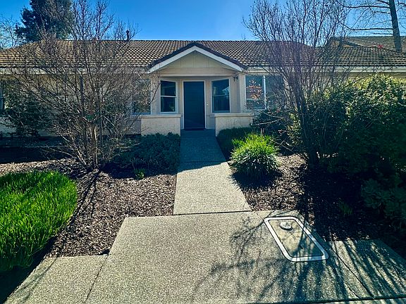 4th image of 2106 Saratoga Pl