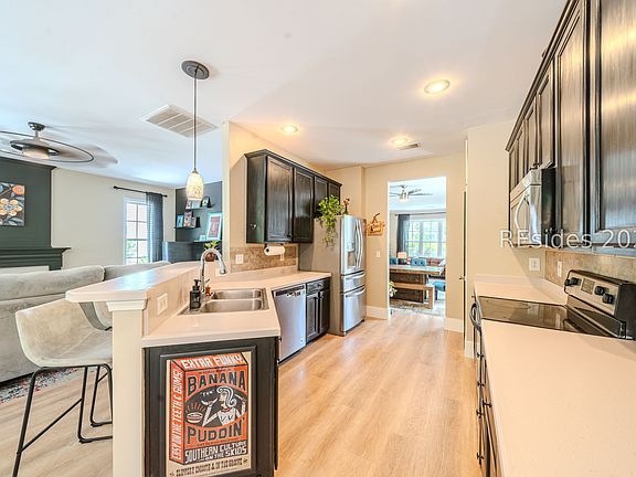 5th image of 22 Timbercrest Circle