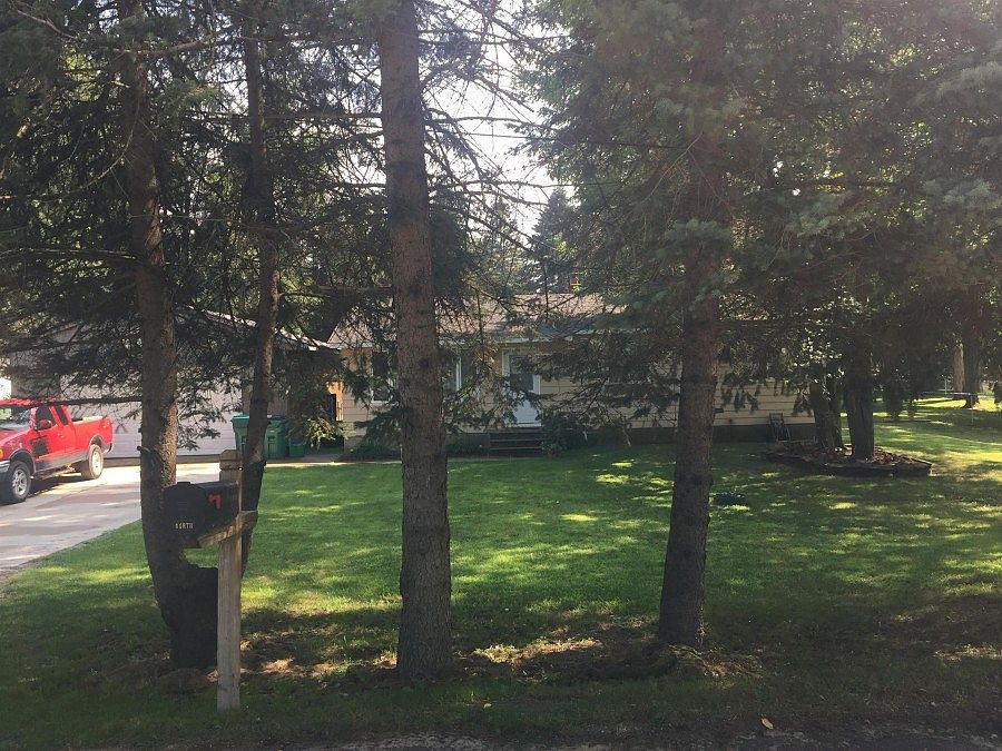 1st image of 9349 Finch Dr