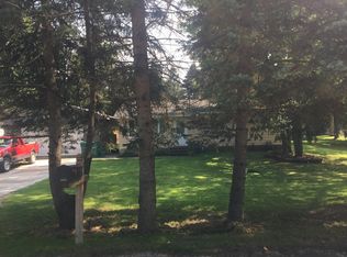 9349 Finch Dr, Linden, MI 48451