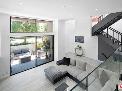 5335 White Oak Ave UNIT E, Los angeles, CA, 91316