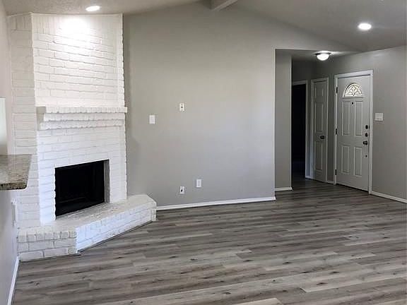 5th image of 9423 Thistle Trail Dr