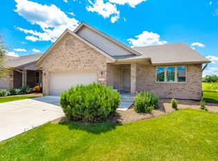 564 Katherine Cir, Dekalb, IL 60115