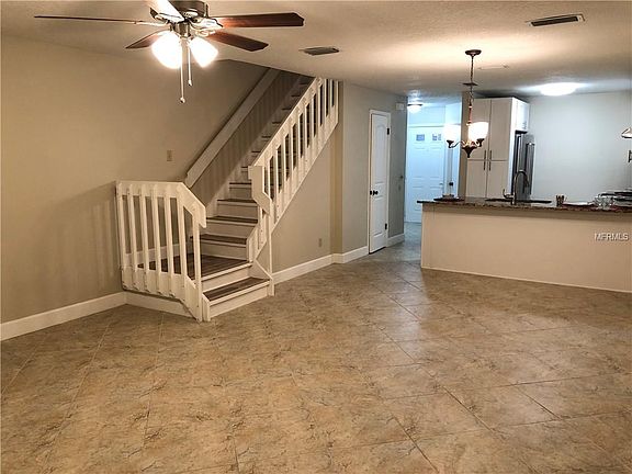 2nd image of 5212 Lazy Oaks Dr