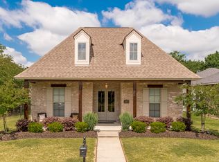 15432 Green Trails Blvd, Baton Rouge, LA 70817