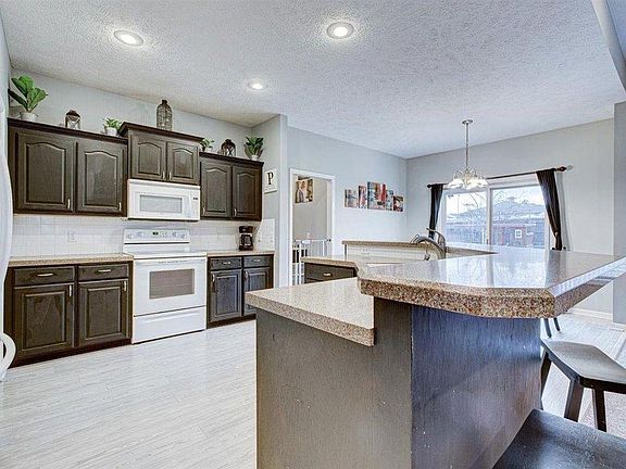 3rd image of 13408 S 38th Cir
