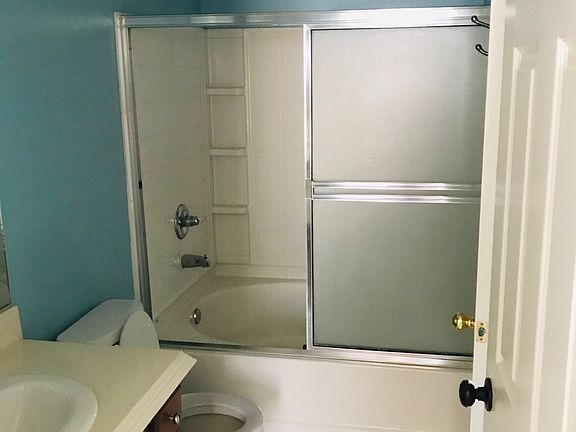 2nd image of 3648 Sanwood St