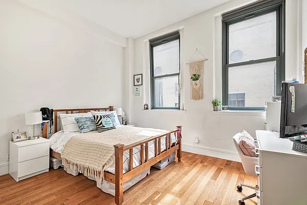 Rented by Brown Harris Stevens | media 12