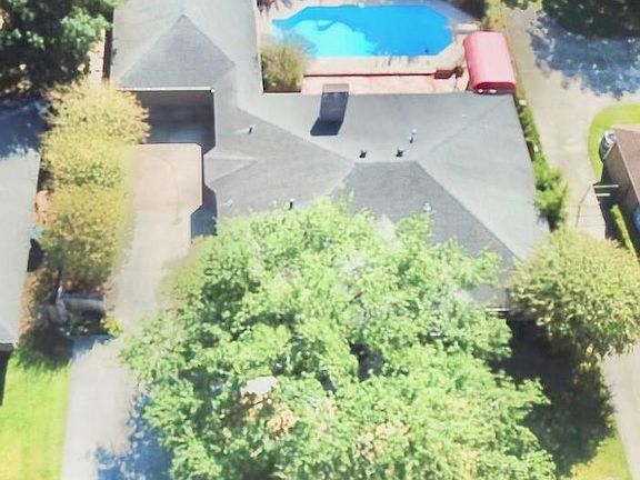 3rd image of 2717 Elizabeth St