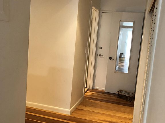 4th image of 1441 Lincoln Ct Unit 314