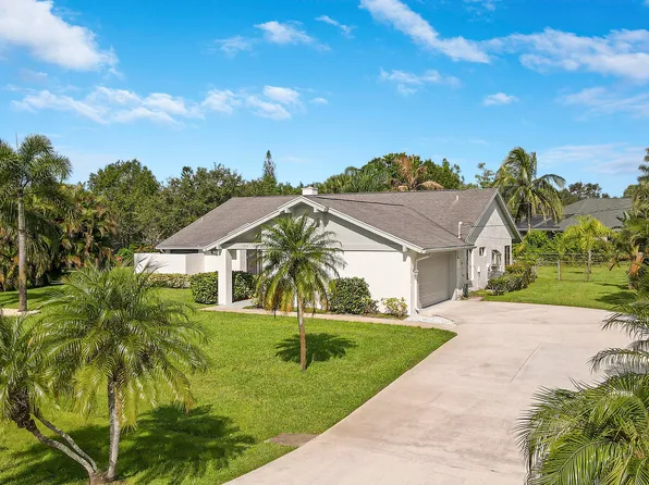 1872 SE Elrose Street, Port St Lucie, FL 34952