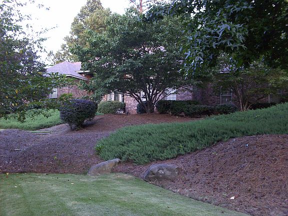 4th image of 187 River Falls Dr