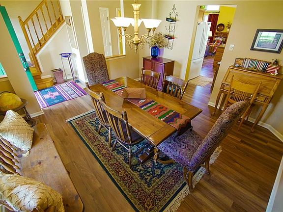 3rd image of 448 Autumn Springs Dr