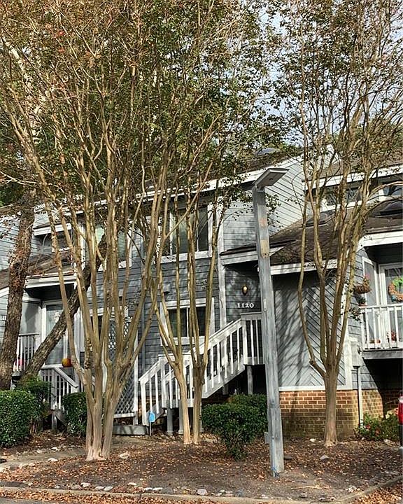 1st image of 1120 Glengarry Way