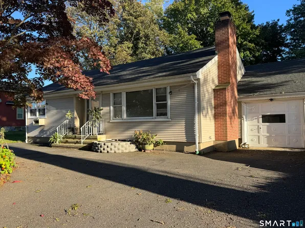 45 Truman St, Bridgeport, CT 06606