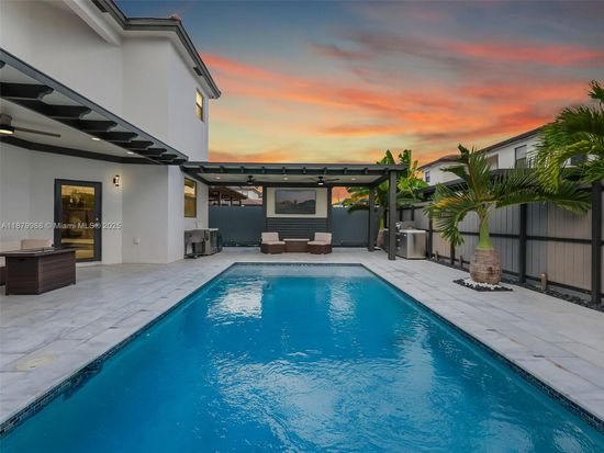 22685 SW 131st Pl, Miami, FL 33170