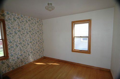 5th image of 2822 Sharon Ave SW