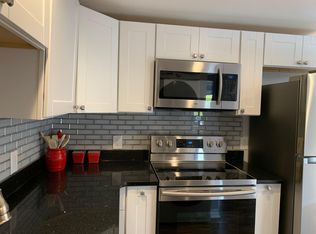 68 Rinaldi Blvd, Poughkeepsie, NY 12601