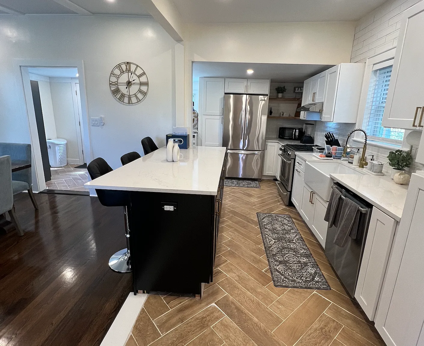 3 bed, 1800 sqft, $4,000 — Photo 2