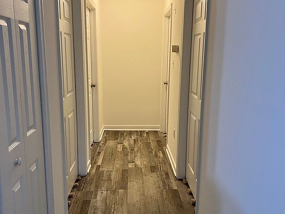 4th image of 712 Oak St #6