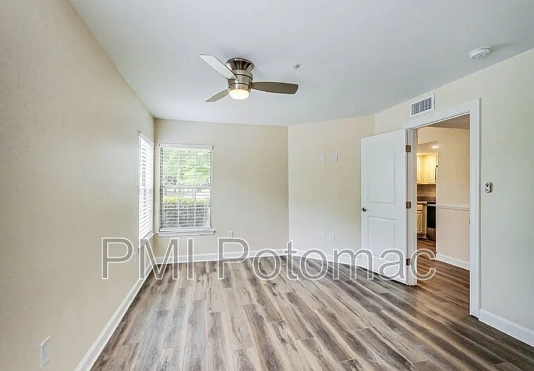 10301 Westridge Dr #101 — Photo 16