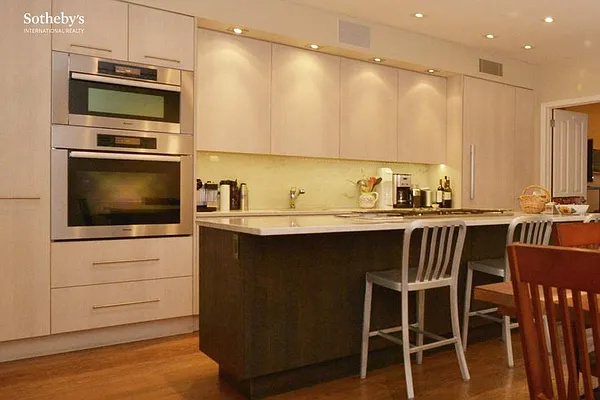 Rented by Sotheby's International Realty | media 4