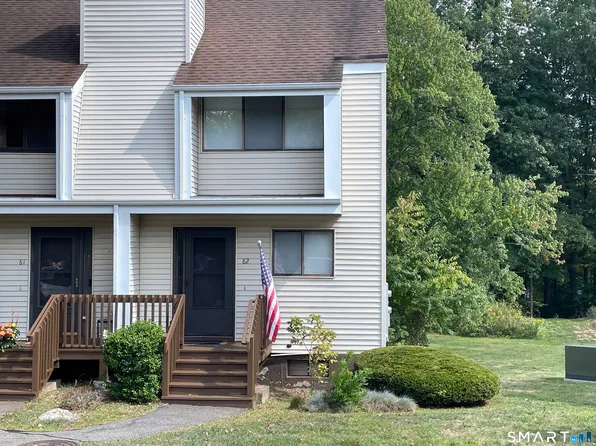82 Spice Hill Drive #82, Wallingford, CT 06492