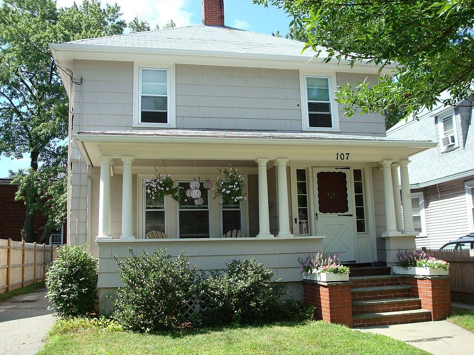 2nd image of 107 Central Ave