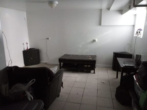 5th image of 4864 W Wabansia Ave