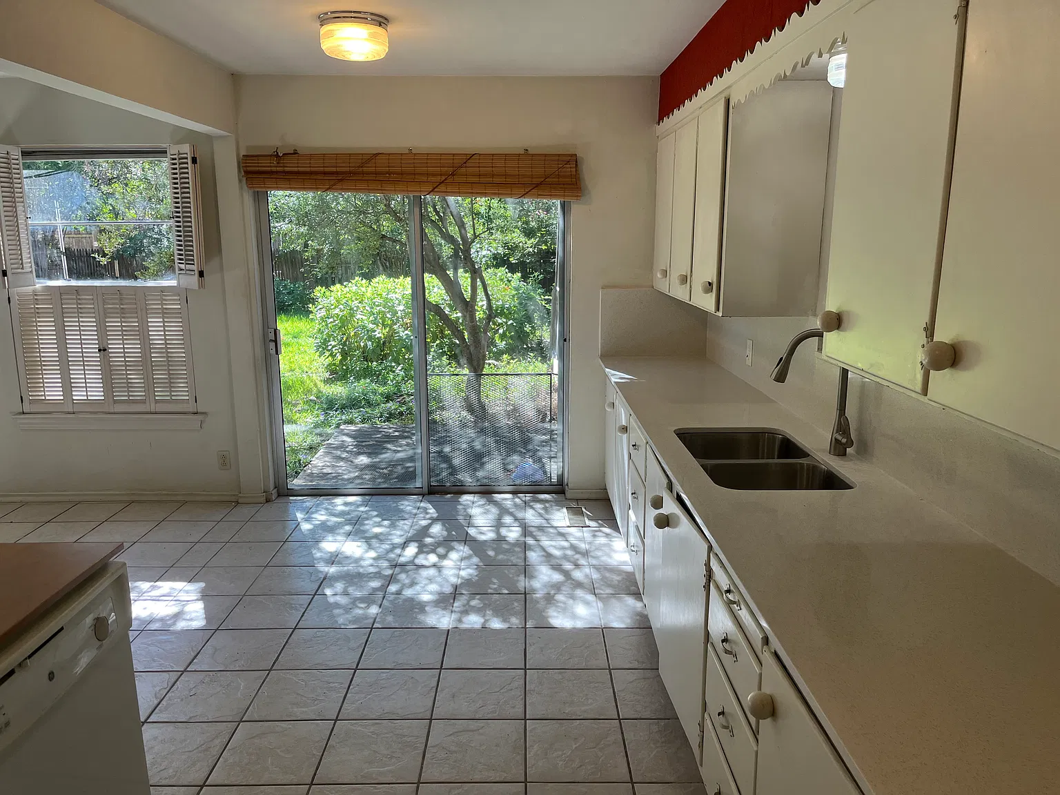 2 bed, 1538 sqft, $2,400 — Photo 4