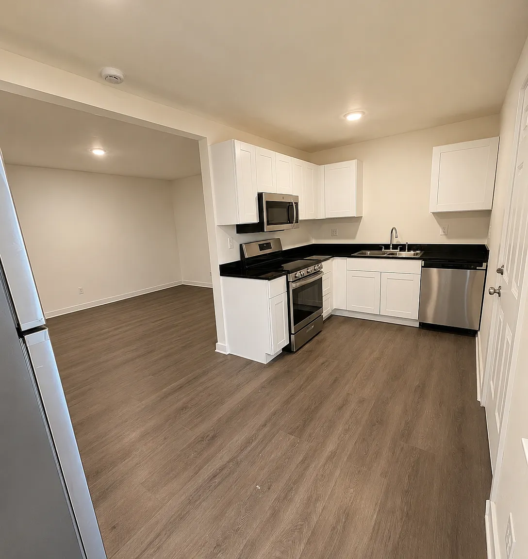 1 bed, 500 sqft, $1,000 — Photo 1
