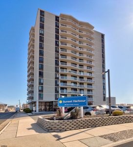 236 N Derby Ave APT 1002, Ventnor City, NJ, 08406
