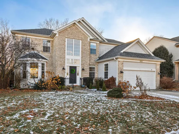 915 Charlton Rd, Lake Villa, IL 60046