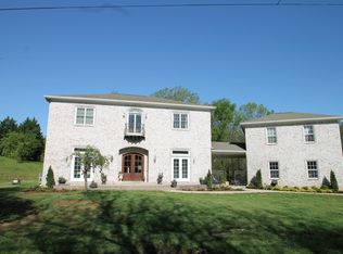 2452 Darks Mill Rd, Columbia, TN 38401