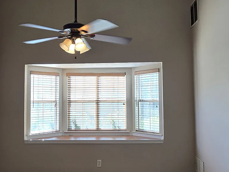 5900 Trent Walk Dr — Photo 5