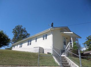 101 Ivy Ln, Oak Ridge, TN 37830