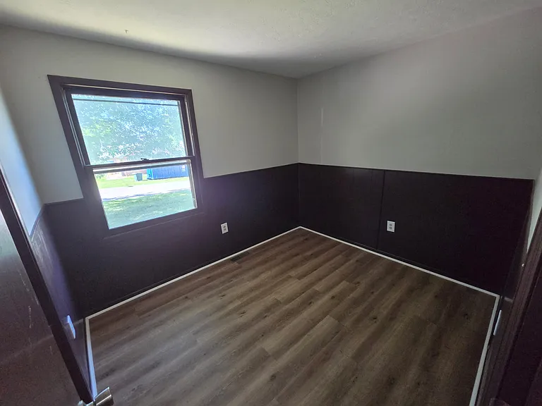 1021 Ridgeway Dr — Photo 3