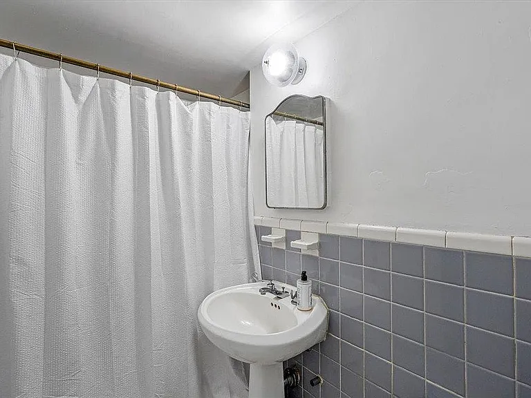 35-35 116th St #2M — Photo 12