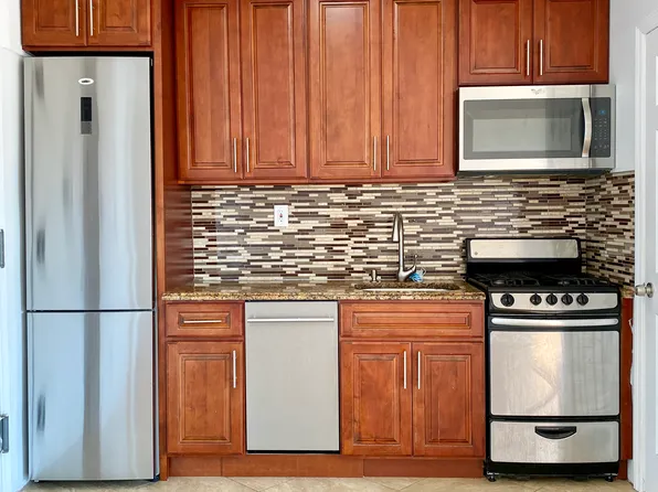 57 Herkimer Street image 5 of 7